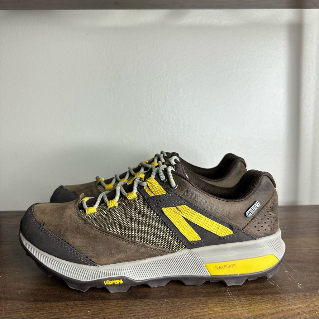 Merrell Zion Waterproof Brown Suede Hiking Shoes Sz 8 Mens